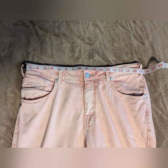 Pilcro Anthropologie Cuffed Oversized High-Rise Wide-Leg Jeans - Size 31P - Picture 10 of 17